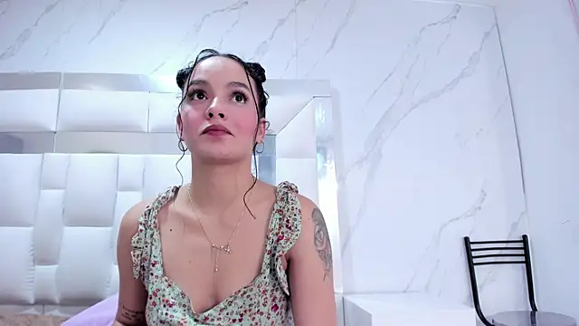 Maia_Park's cam snapshot