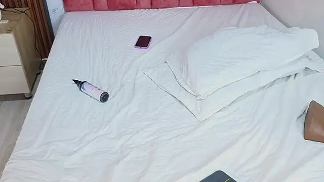 anna_beneet's cam snapshot