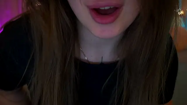 GentleAdellee's cam snapshot