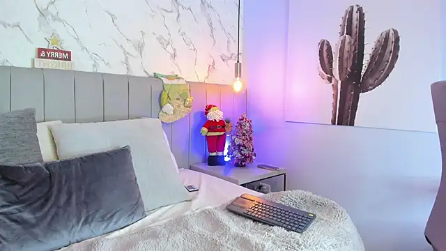 Karlla_Brown's cam snapshot