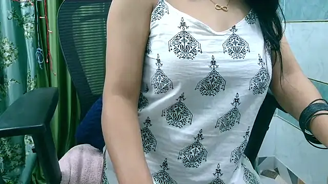 Lovely_Sanvi's cam snapshot