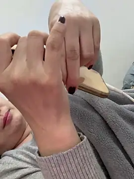 Ruby2000-'s cam snapshot