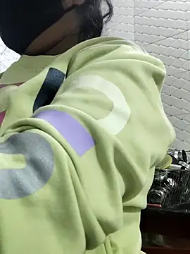 illay_love's cam snapshot