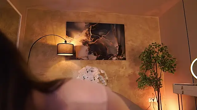 MaddieBryggs's cam snapshot