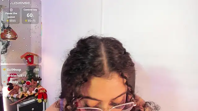 antonelllepiercee's cam snapshot