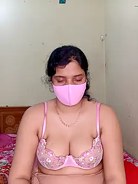 Rose-luckey's cam snapshot