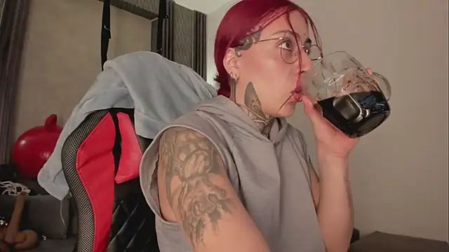 selene_red_'s cam snapshot