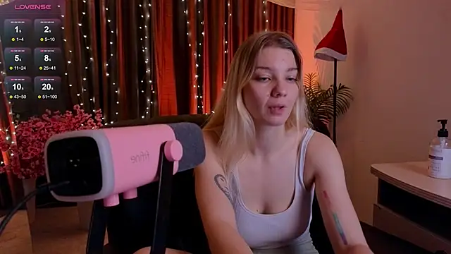 shark_attack52's cam snapshot