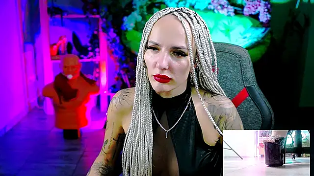 MonicaMaxwel's cam snapshot