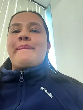 bela_miel's cam snapshot