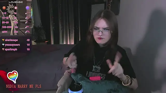 Dilara_xBaby's cam snapshot