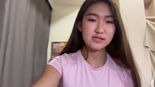 AlishaCheng's cam snapshot