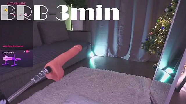 LipDipTalk's cam snapshot