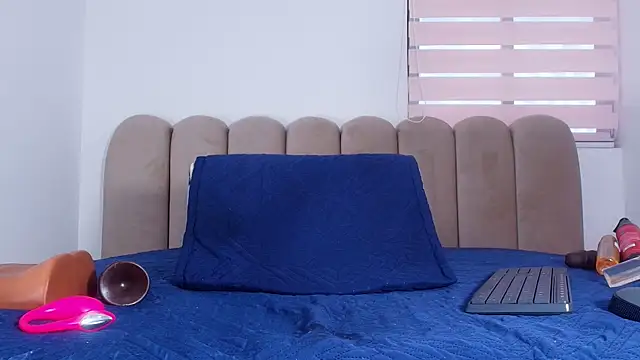 ashly_mr's cam snapshot