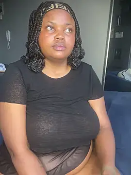 Curveysinaa's cam snapshot