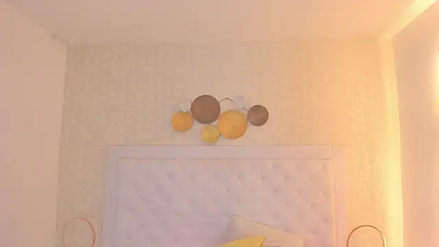 debora_scoot's cam snapshot