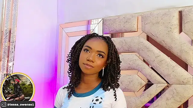 Tessa_Owenss's cam snapshot