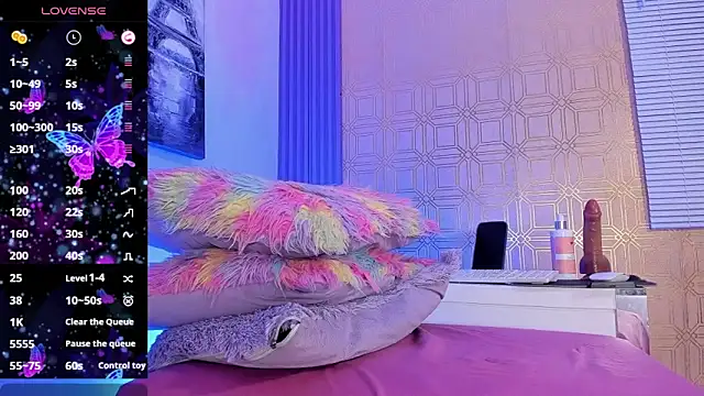 valen_gill's cam snapshot