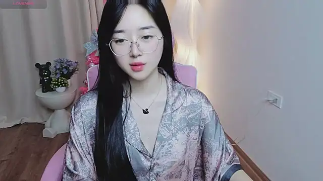 Miu-999 live sex cam