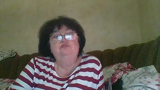 MilaSky5303's cam snapshot