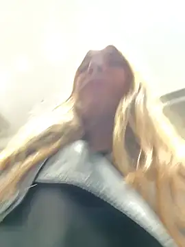 Sunny___Bunny live sex cam