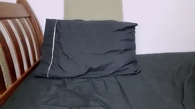 AnyStrewing's cam snapshot