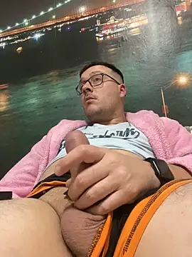 ionut9879's cam snapshot