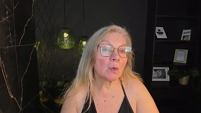 NataliMellow's cam snapshot