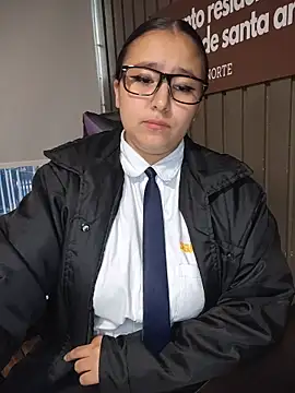 Cute_Penelope's cam snapshot