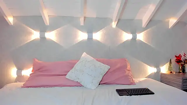 Luna_Claire's cam snapshot