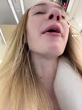 Lia__Love's cam snapshot