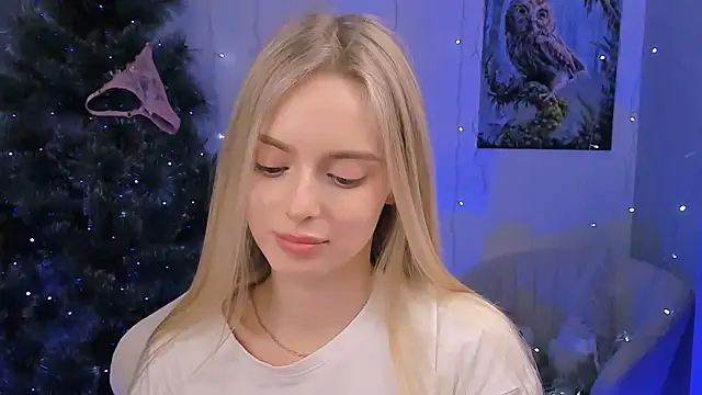 JuliaBrewwer's cam snapshot