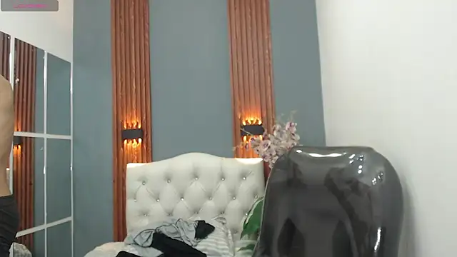 paul_ponce live sex cam