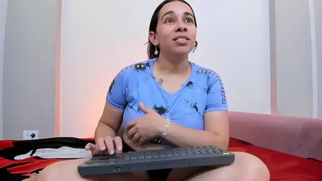 CataleyaAmaya's cam snapshot