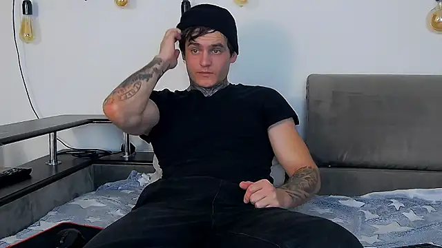 CarterCole's cam snapshot