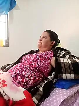 yaneth_'s cam snapshot