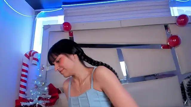 chrystal_js's cam snapshot