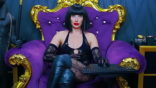 LaraMaeve's cam snapshot