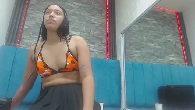 Lil_Rose2006's cam snapshot