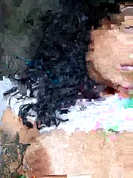 Flora-latin-girl's cam snapshot