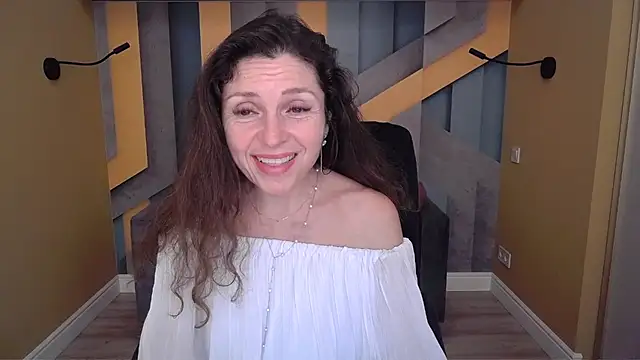 EllaLong's cam snapshot