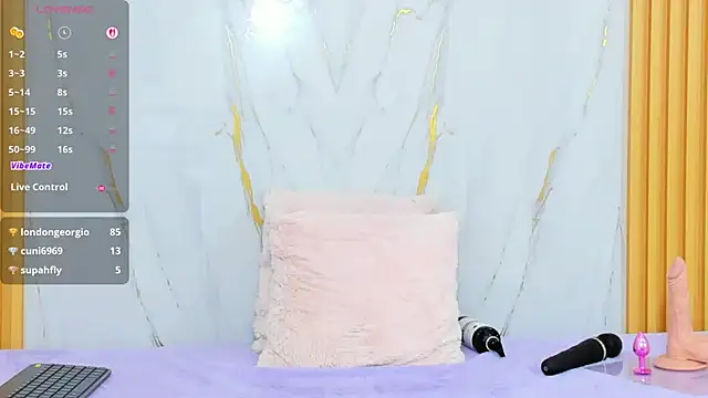 LexaLust's cam snapshot