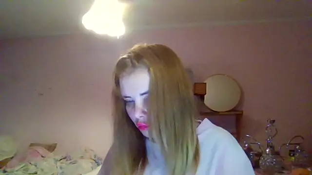 HornyElena's cam snapshot