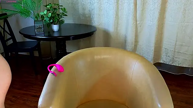 MarindaRuud's cam snapshot