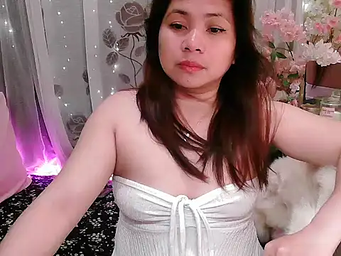 OhmyPinay's cam snapshot