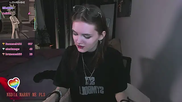 Dilara_xBaby's cam snapshot