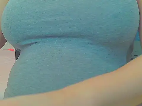 keepmepregnantT's cam snapshot