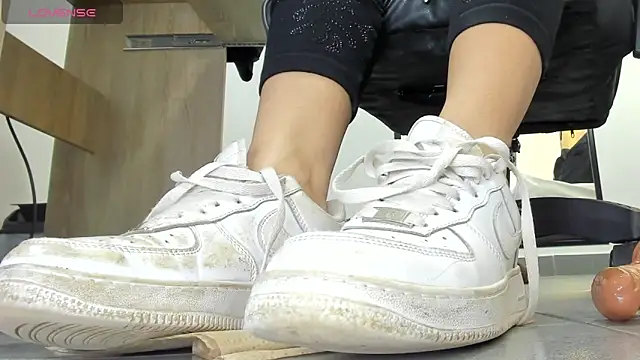 alma_fenix's cam snapshot