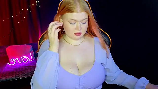 Adele_Moor_'s cam snapshot