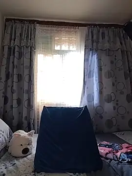 Dani-peggin live sex cam